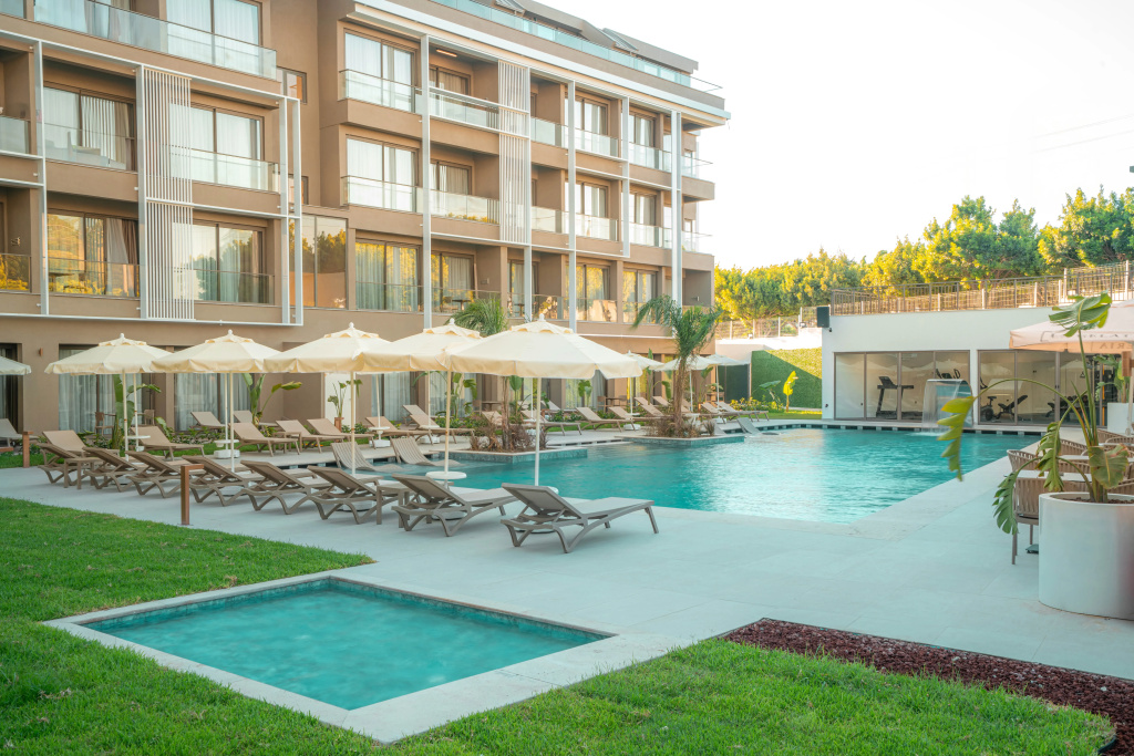 Prive Side Suite & Spa Hotel
