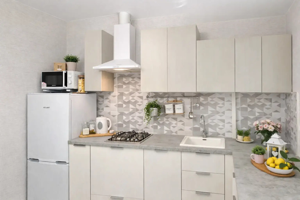 Квартира светлая просторная (65 м²) с дизайнерским интерьером