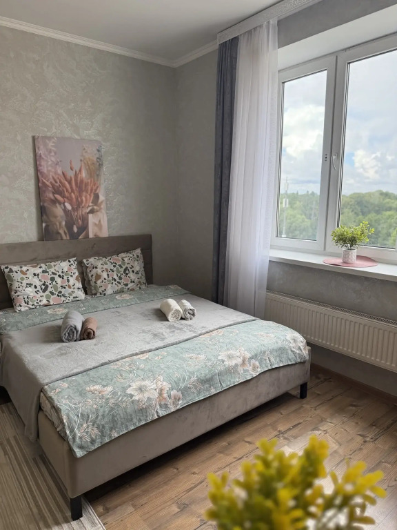 Uyutnaya Na Letnem Ozere Flat