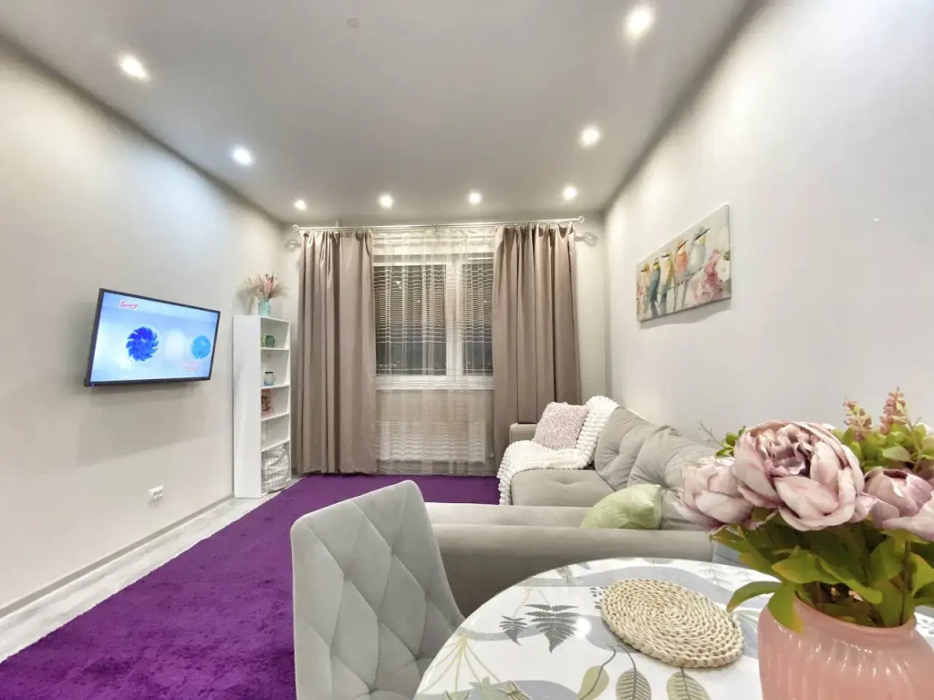 Квартира 1к квартира Есенина 4