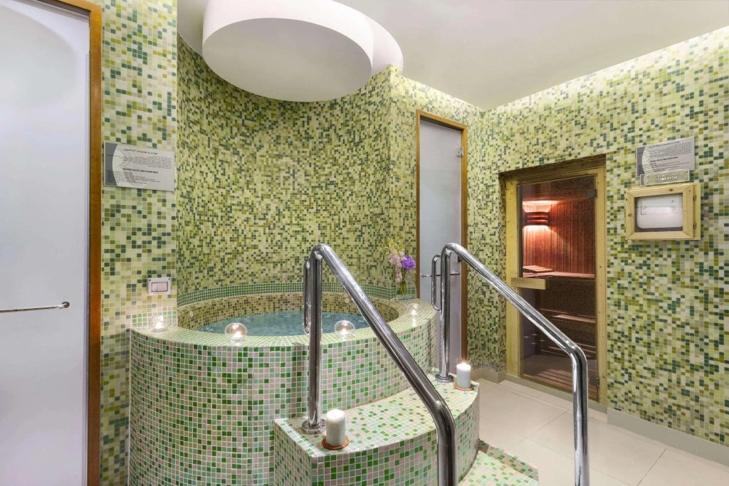 Crowne Plaza - Dubai Jumeirah by IHG