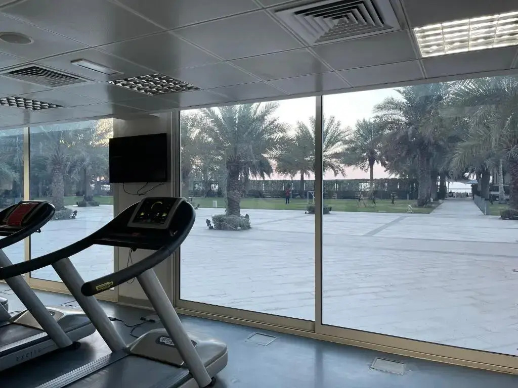Апарт-отель Al Hamra Palace At Golf&Sea