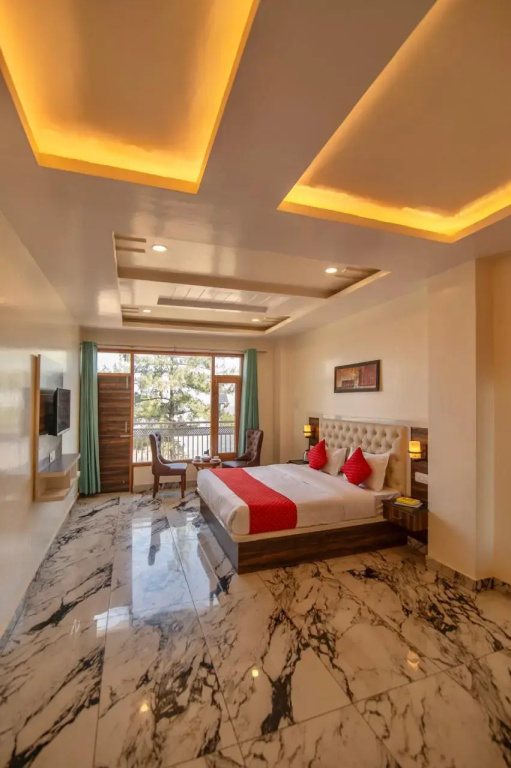 Отель Shimla Inn