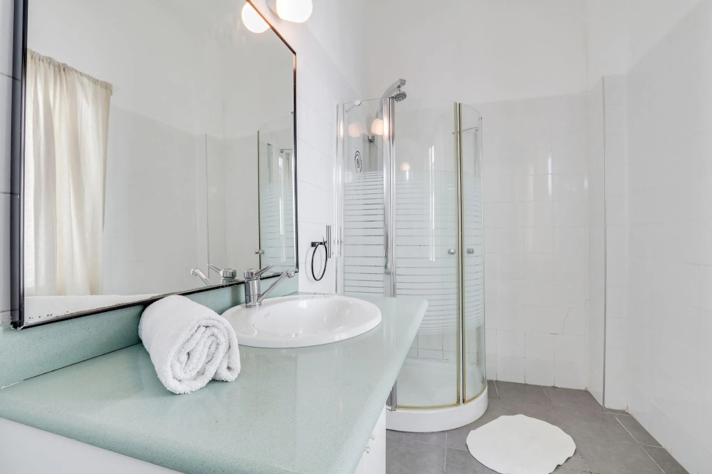 Апартаменты SHaYaSH Brand apartmentsTLV BY21