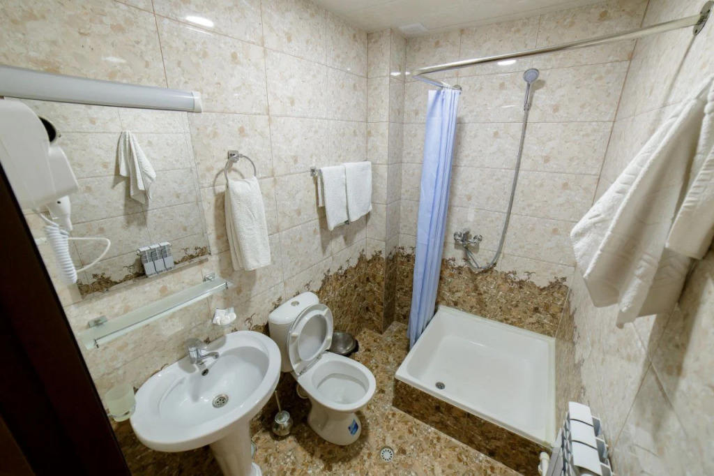 Хостел Caravan Boutique Inn