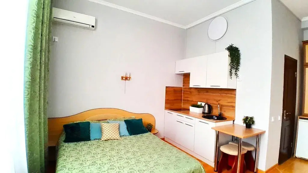 Provans Apartments