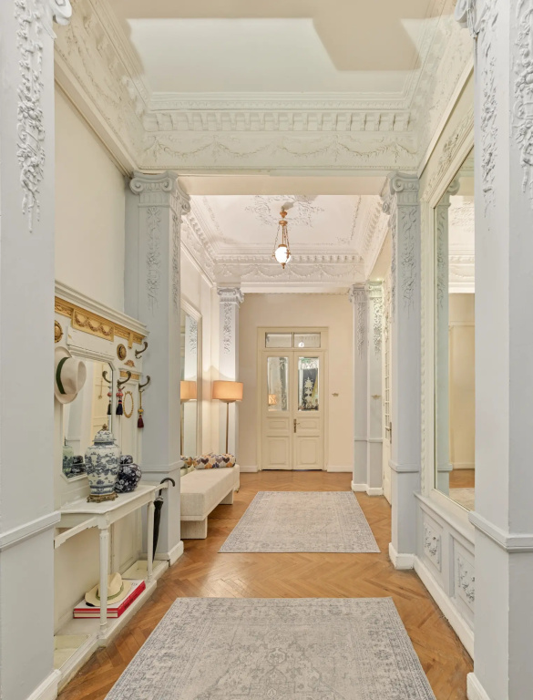 Отель Mr CAS Hotels