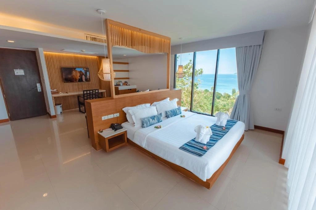 Peach Blossom Resort & Pool Villa - SHA Plus