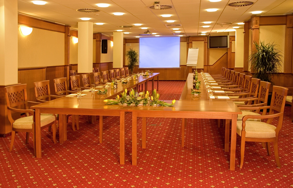 Отель PRIMAVERA Hotel & Congress centre