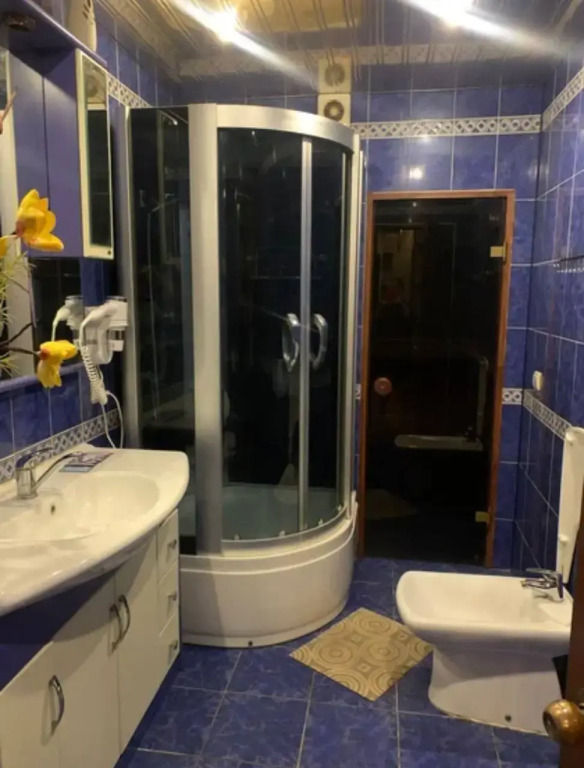 Квартира Двухэтажная с Сауной для Большой Компании