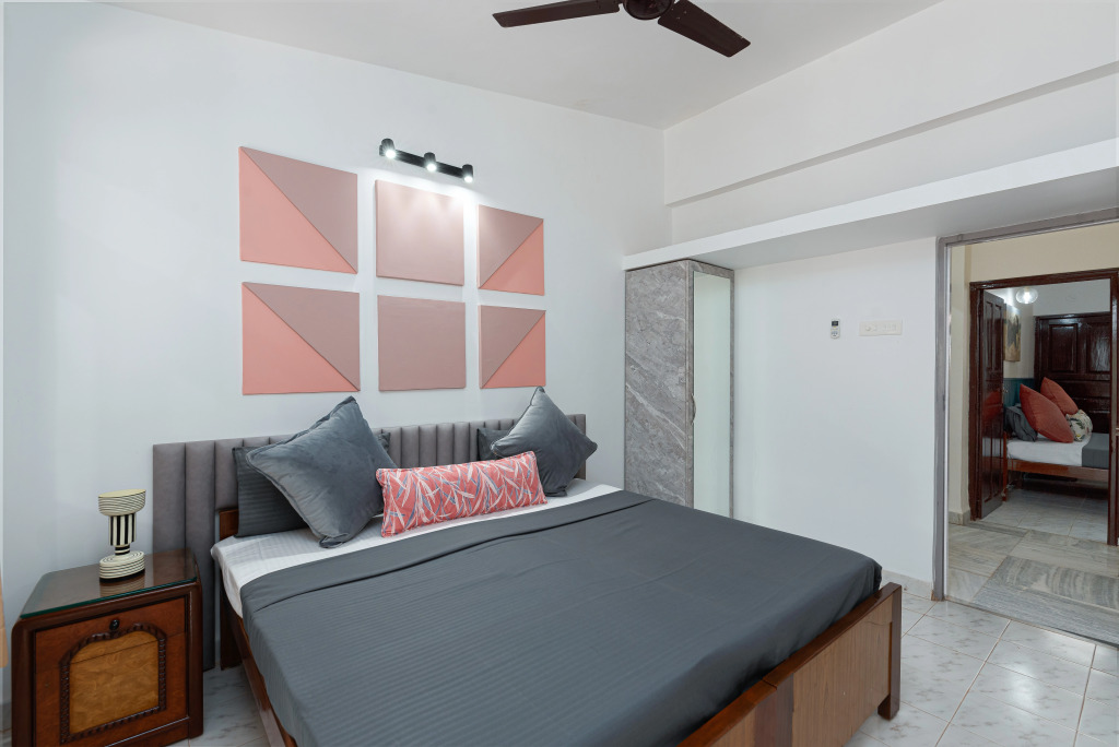 Candolim Beach Stay - 2 minutes Walk to Beach