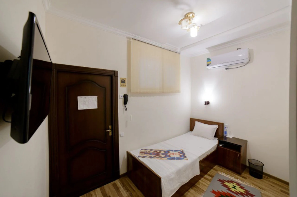 Хостел Caravan Boutique Inn