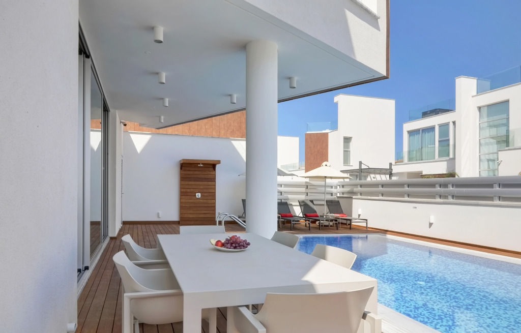 Вилла Sunrise Residences 1