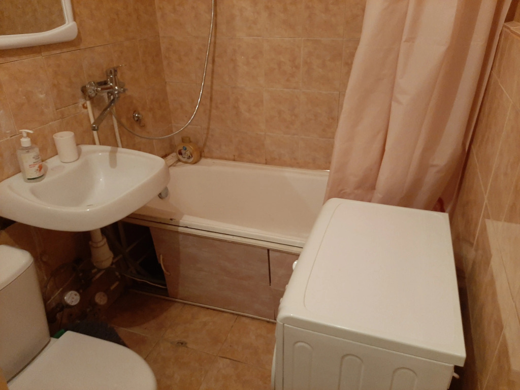 Zhukova 46 Flat