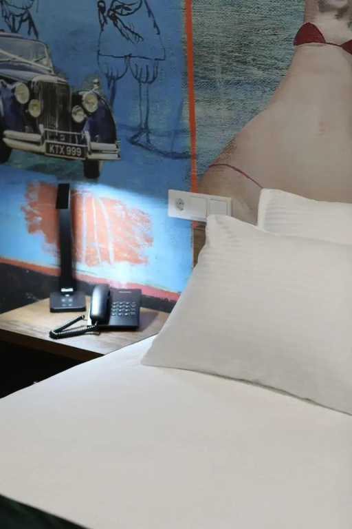 Theory Hotel