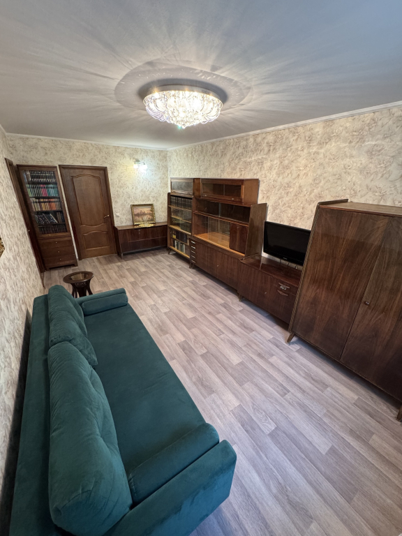 Na Ulitse Veshnyakovskaya, 3 Flat
