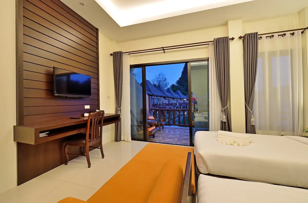 Отель Poonsiri Resort Aonang