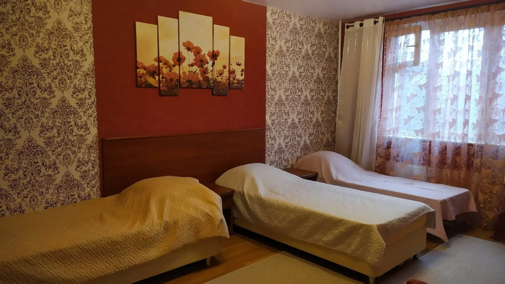 Guest House on Koroleva 32