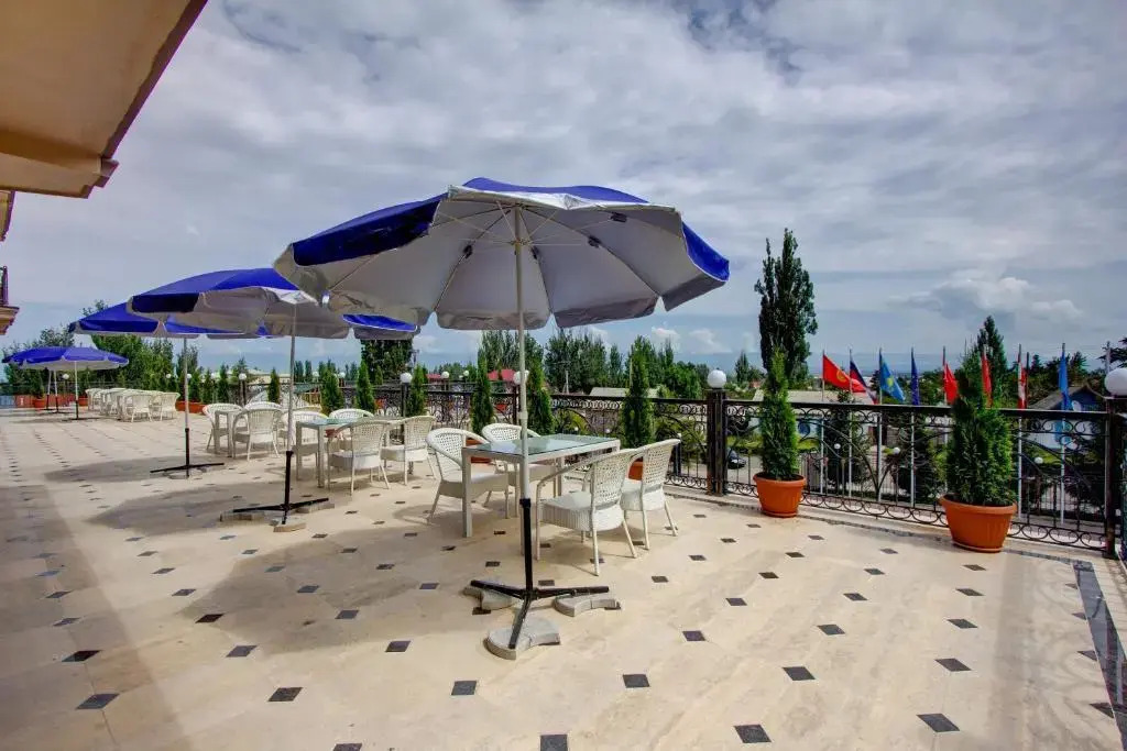 Karagat Hotel / Карагат