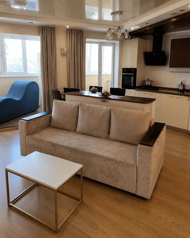Апартаменты  Rich House на улице Новосёлов 8