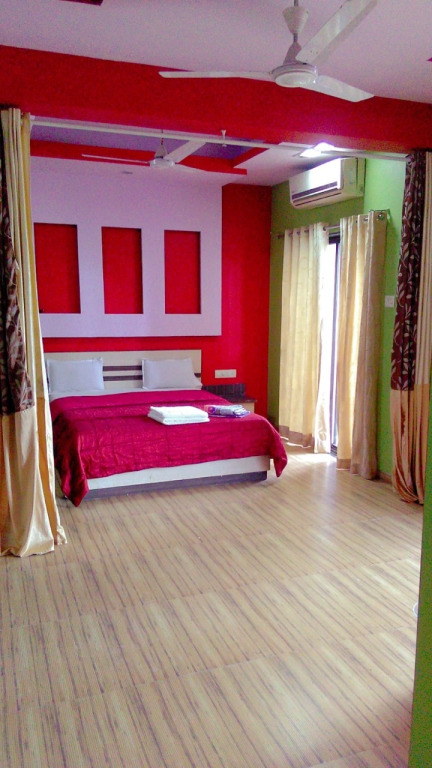 Отель Lonavala Holiday Homes