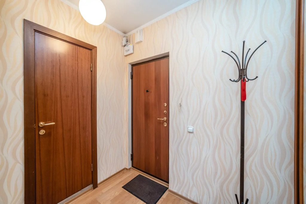 Квартира 1 комнатная Академика Янгеля