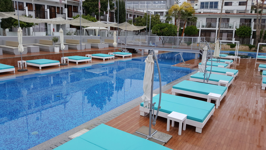 Pambos Napa Rocks Hotel Adults Only