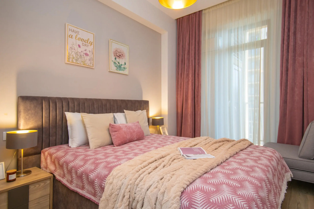 Апартаменты with Two Balconies & Views