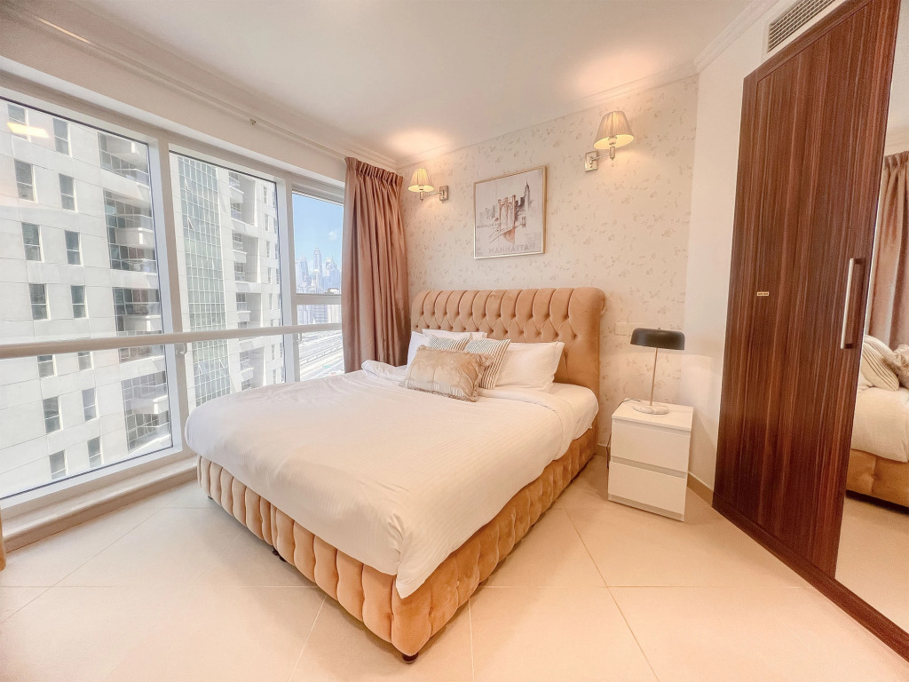 Апартаменты Cosmos Living Luxurious Suite Near Dubai Marina