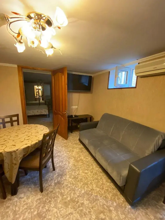 U Azy Guest House