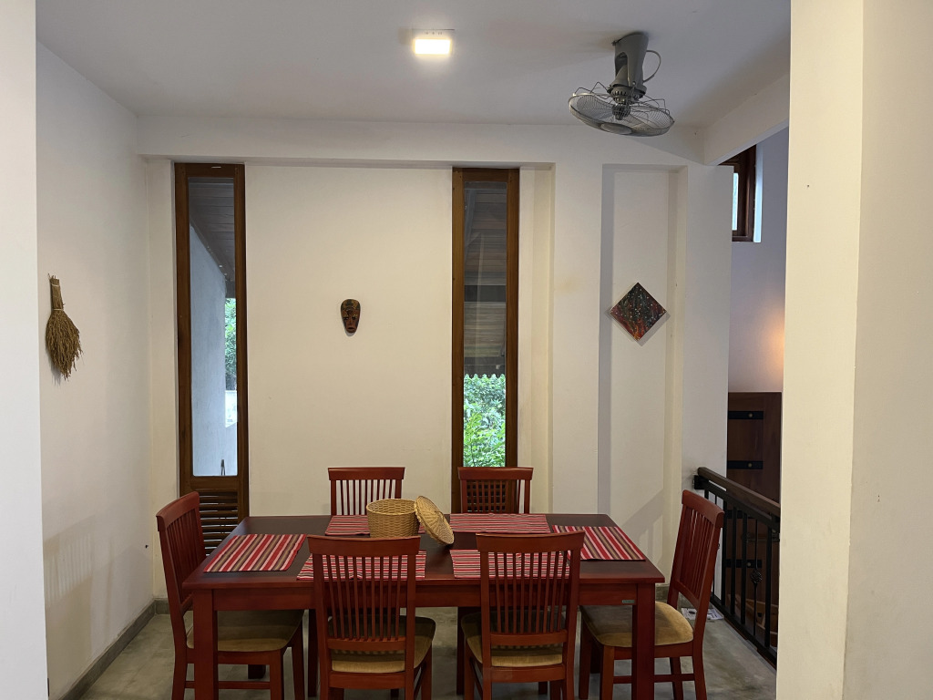 Villa Dinoos- Weligama