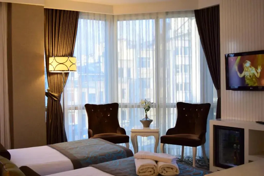Отель Таксим Лайн / Linada Hotel Taksim