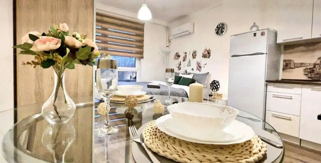 Апартаменты Уютная Студия LORA HOME у Метро