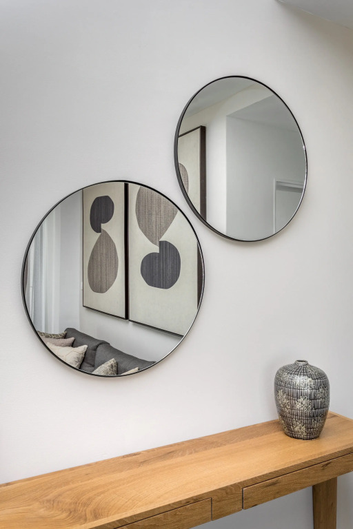 High End & Design with Baconly by FeelHome