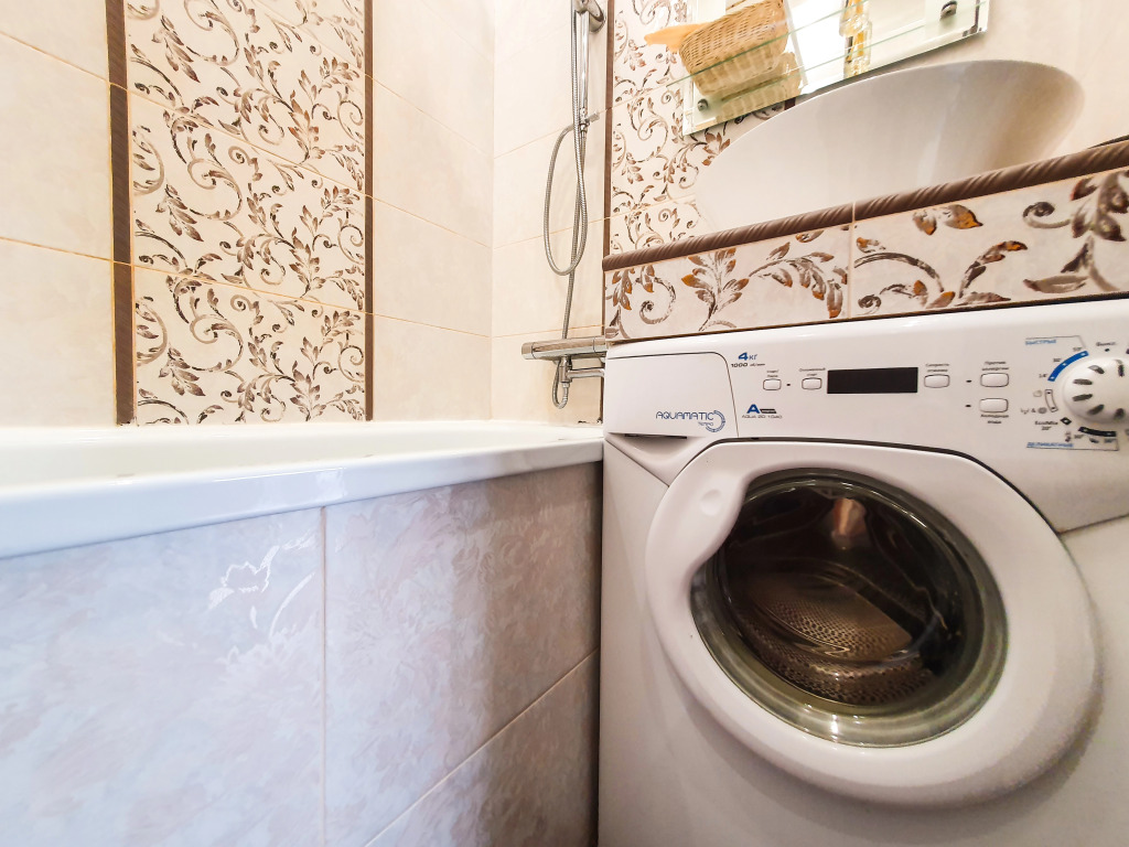 AELITA Apartment с массажным креслом