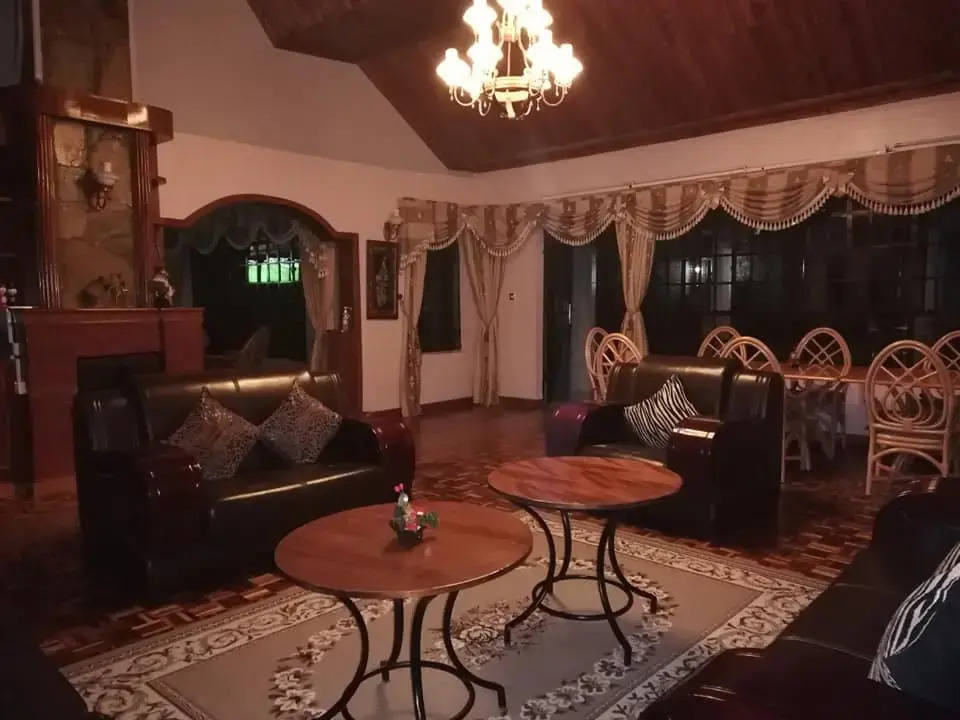 Отель Fahari Gardens
