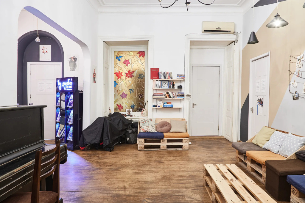 Moosica Hostel
