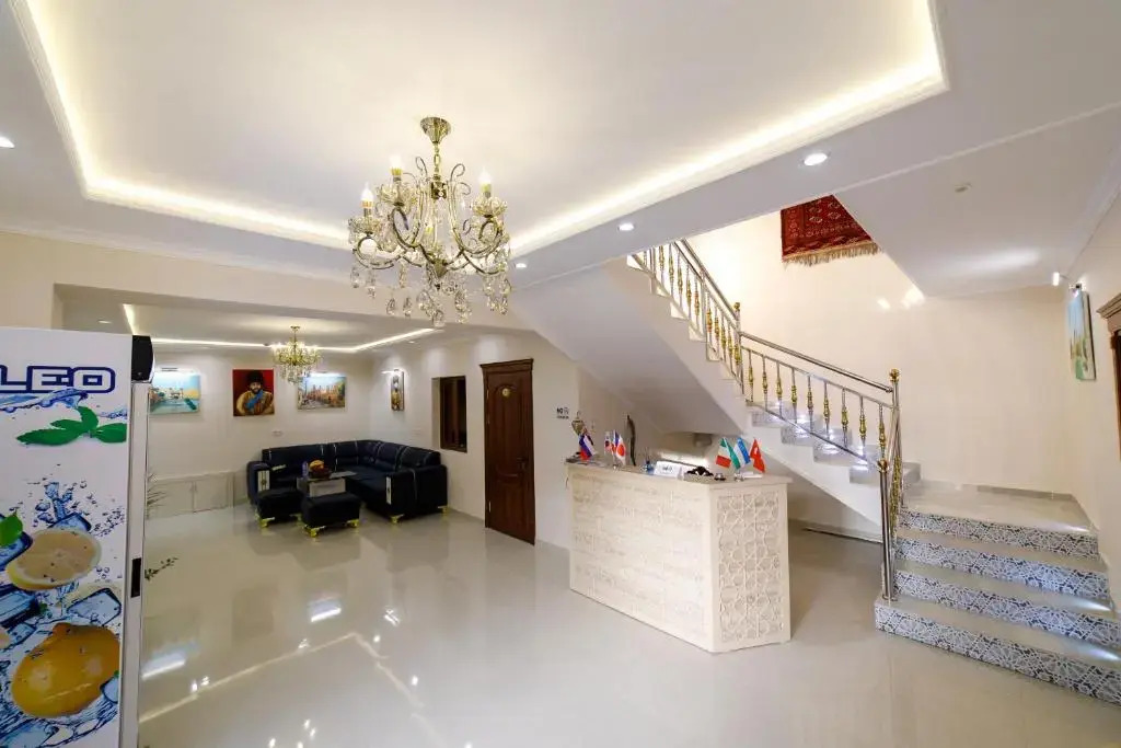 Хостел Khans Palace