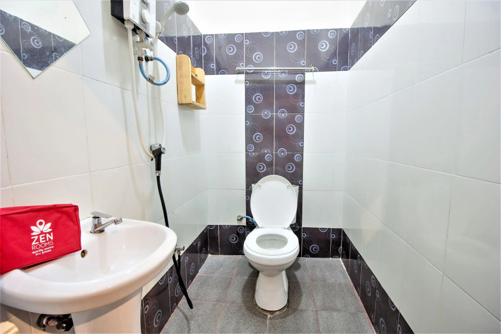 Отель ZEN Rooms Jalan Bohor