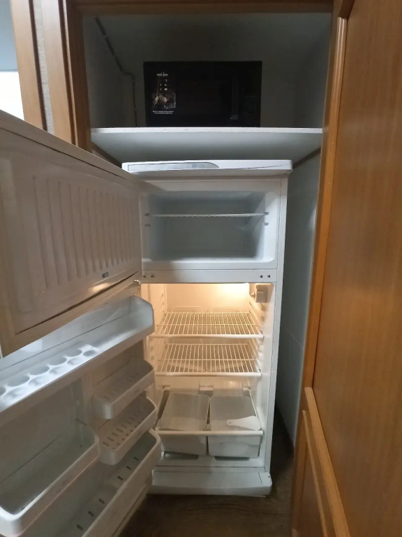 Апартаменты с 3 комнатами с красивым видом из окна в Rooms4Rent