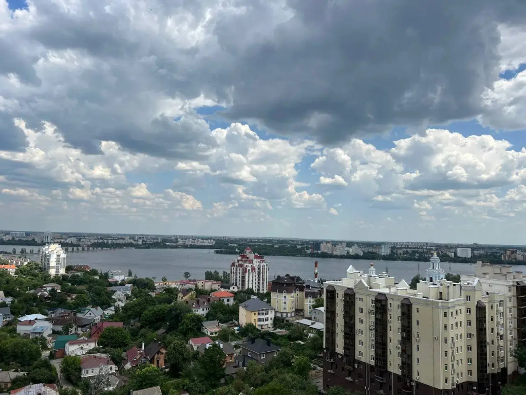 Апартаменты Verom в центре с видом на Петровскую набережную