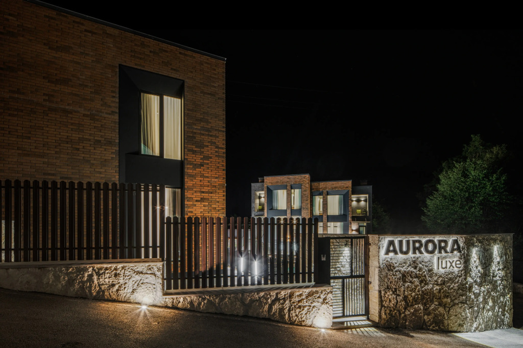Aurora Luxe