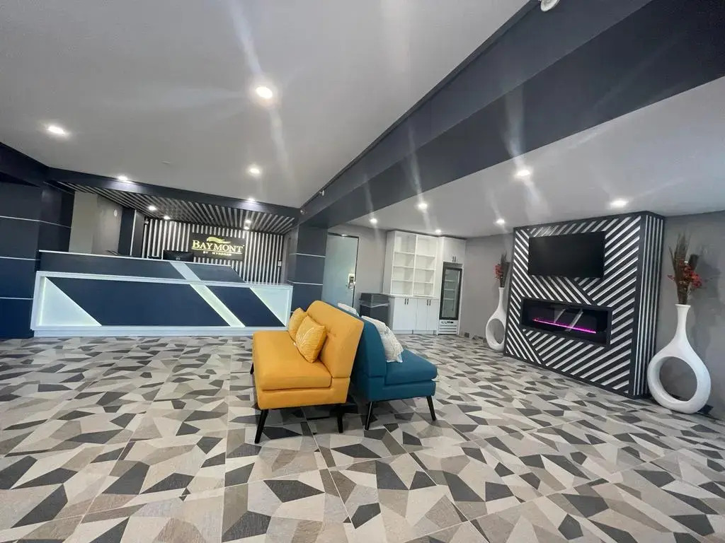 Отель Baymont by Wyndham East Ridge