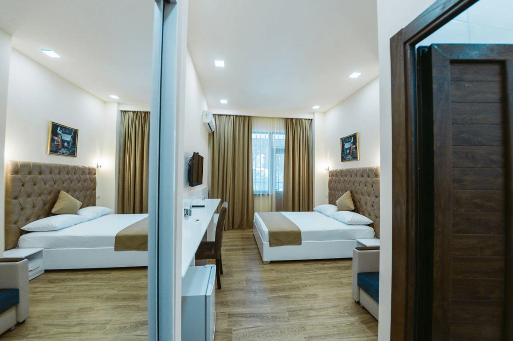 Limage Art Hotel