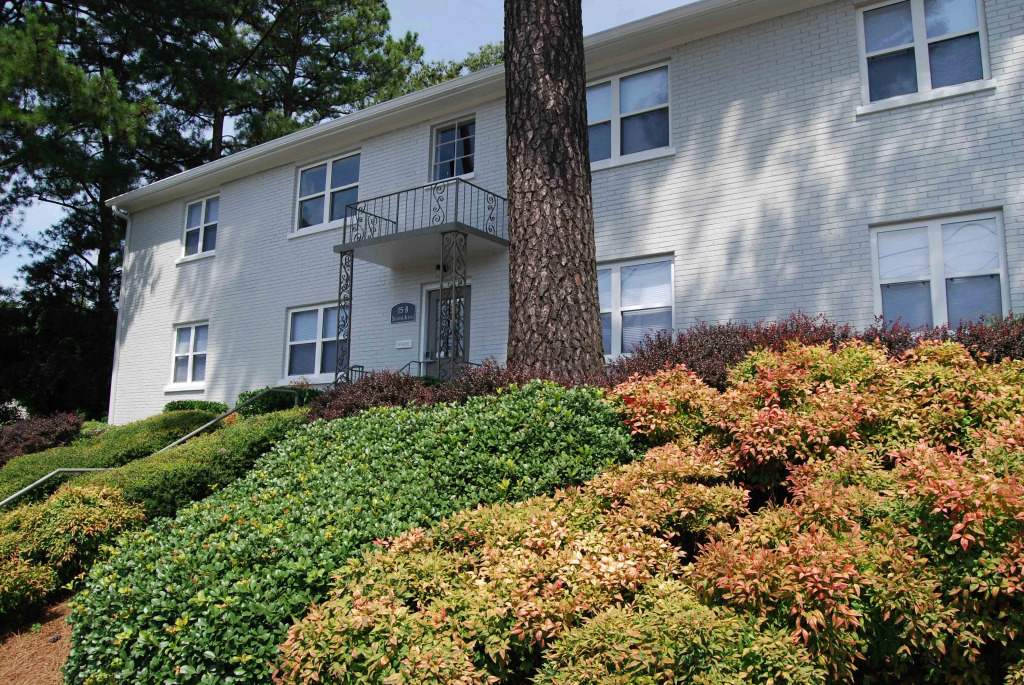 Brookwood Courtyard by BCA Furnished Apartments