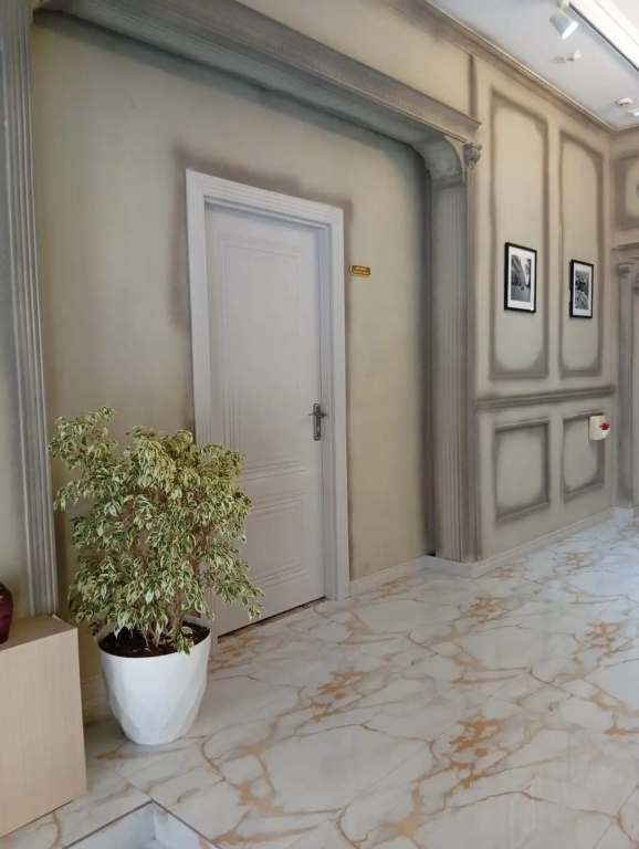 Old Money Boutique Hotel