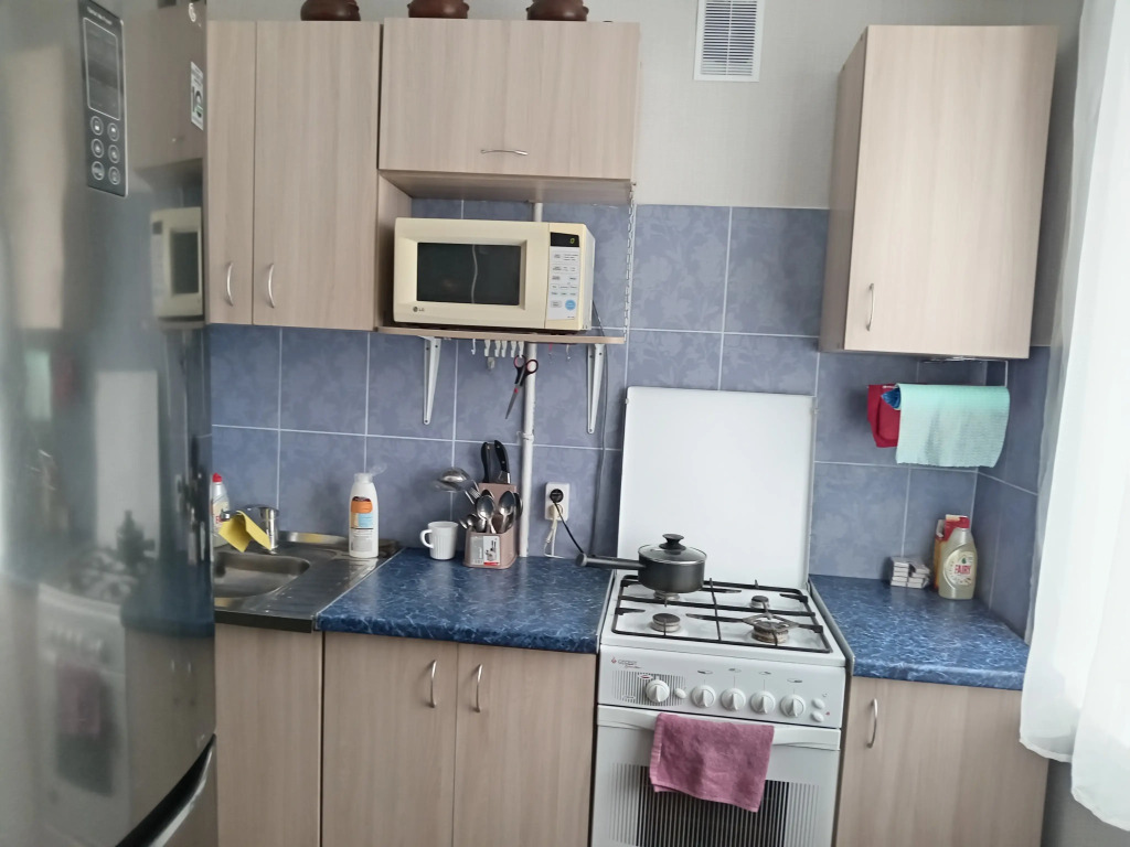 Квартира Druzhby 60