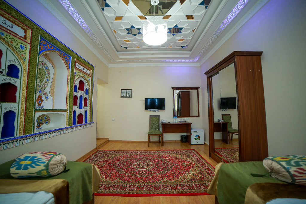 Rayhon Hotel