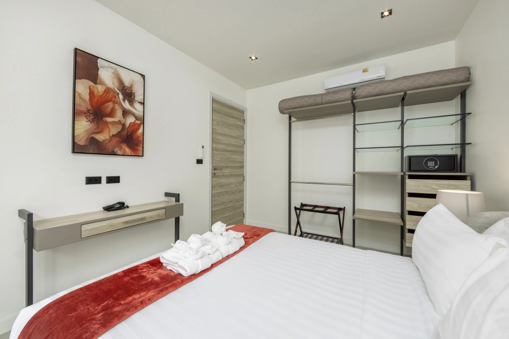 Курортный отель Akara Pool Villas Phuket by Tropic Look