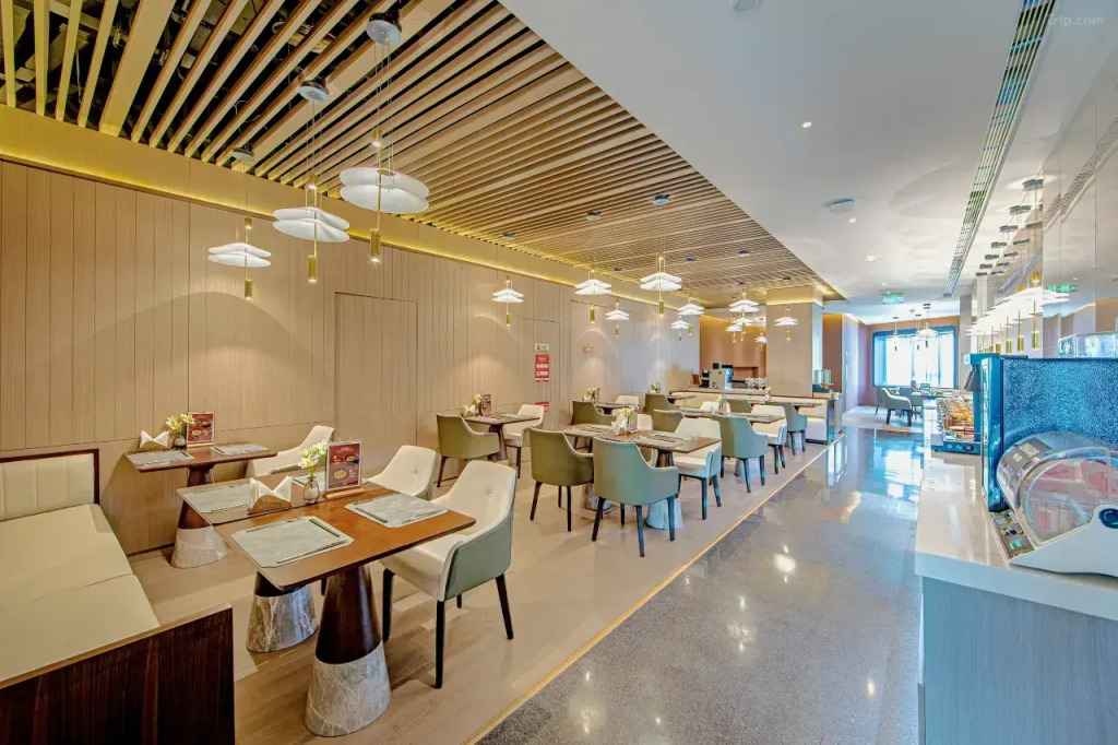 Апарт-отель CM+ Serviced Apartment Beijing Huashang